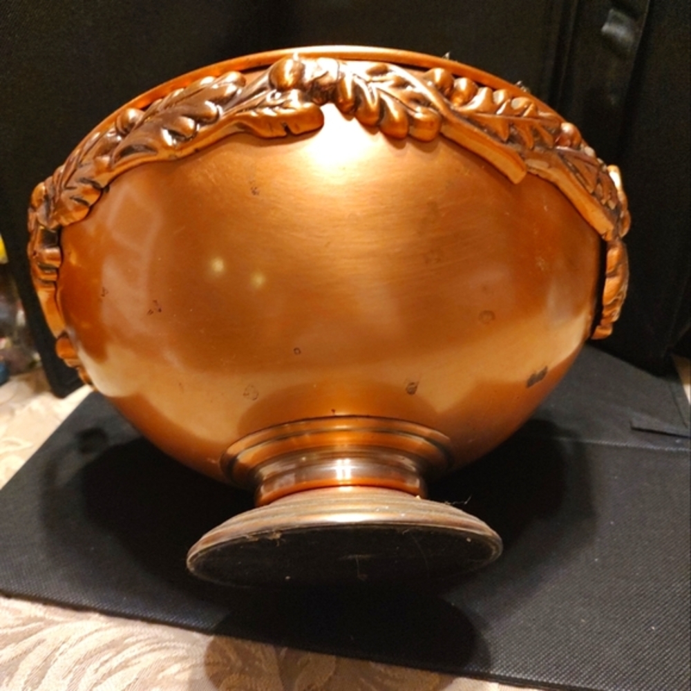 🔸🍂🔸Beautiful Vtg Copper Metal Leaf Pedestal Display Fruit Bowl Centerpiece - Picture 6 of 16